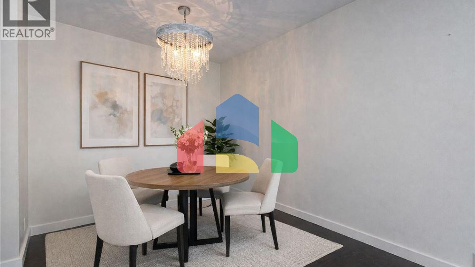 Residential - Condo/Apartment - Victoria, Canada - Canada