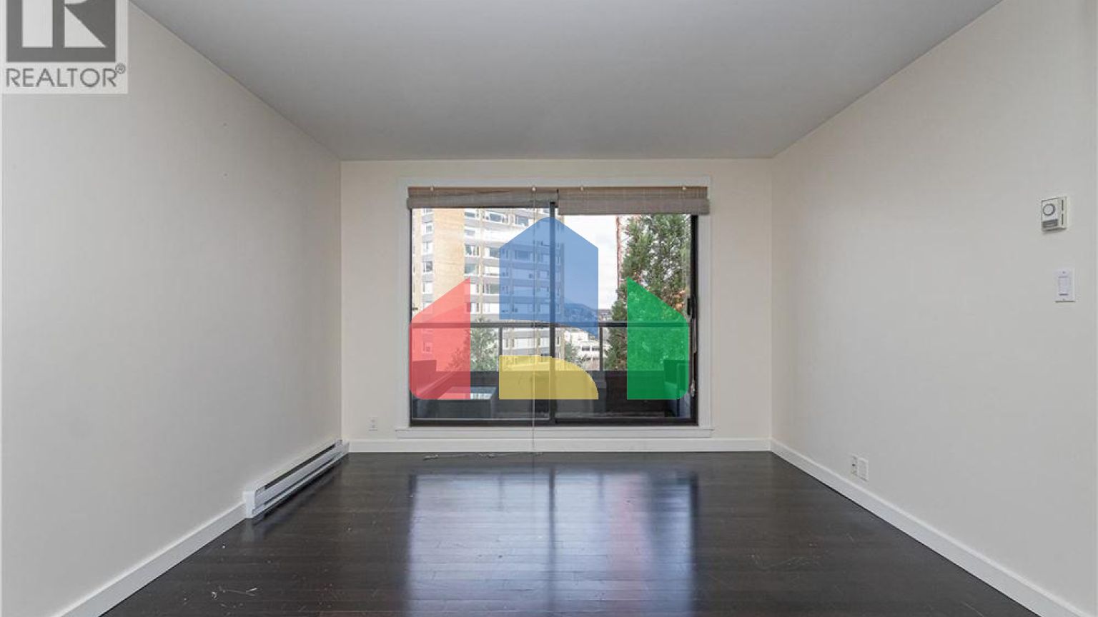 Residential - Condo/Apartment - Victoria, Canada - Canada