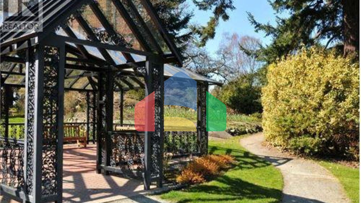 Residential - Townhouse - Victoria, Canada - Canada