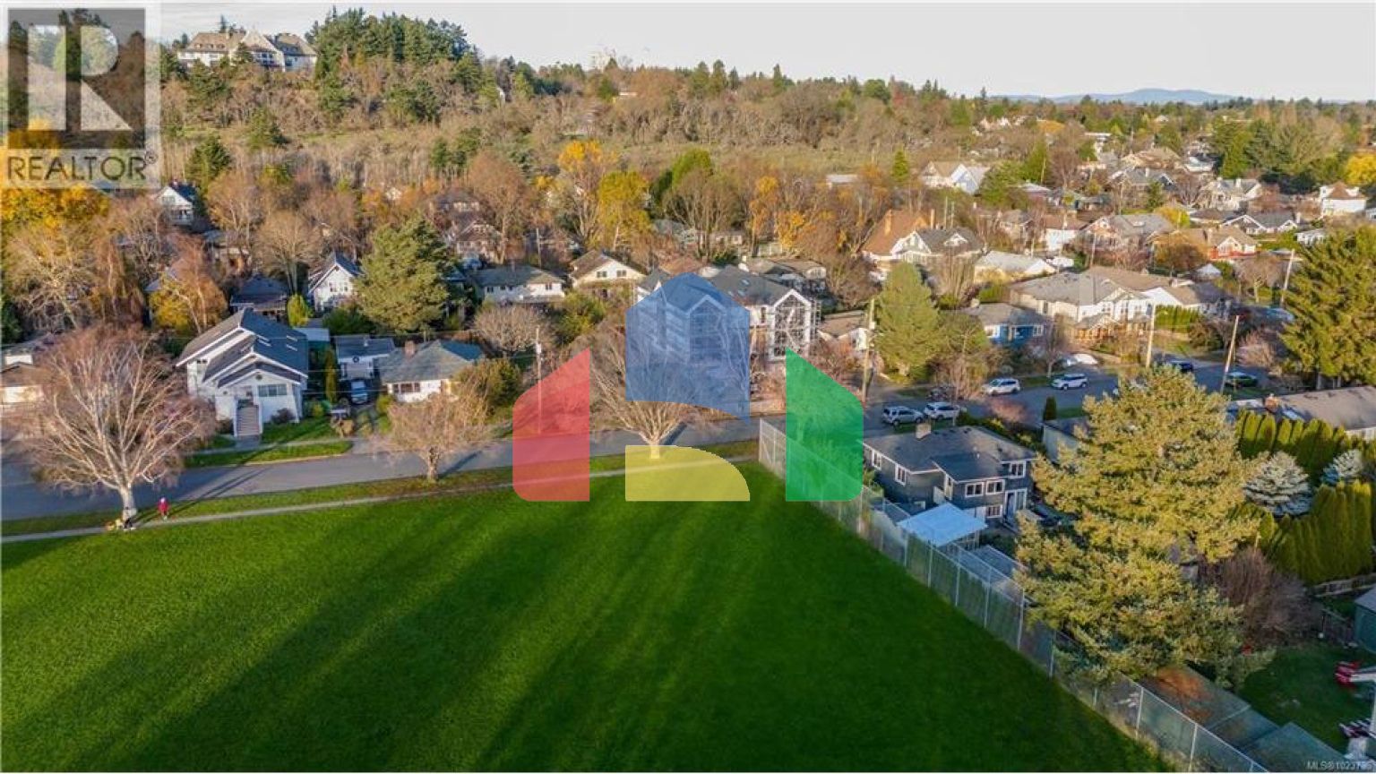 Residential - Townhouse - Victoria, Canada - Canada