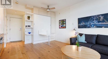 Residential - Condo/Apartment - Victoria, Canada - Canada