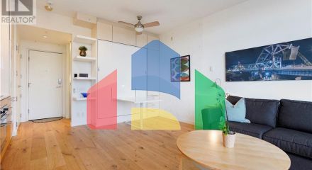 Residential - Condo/Apartment - Victoria, Canada - Canada