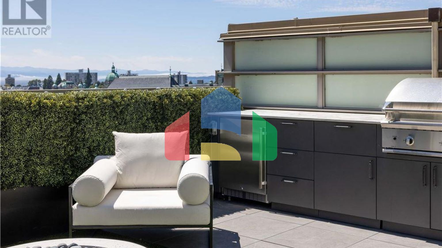 Residential - Condo/Apartment - Victoria, Canada - Canada