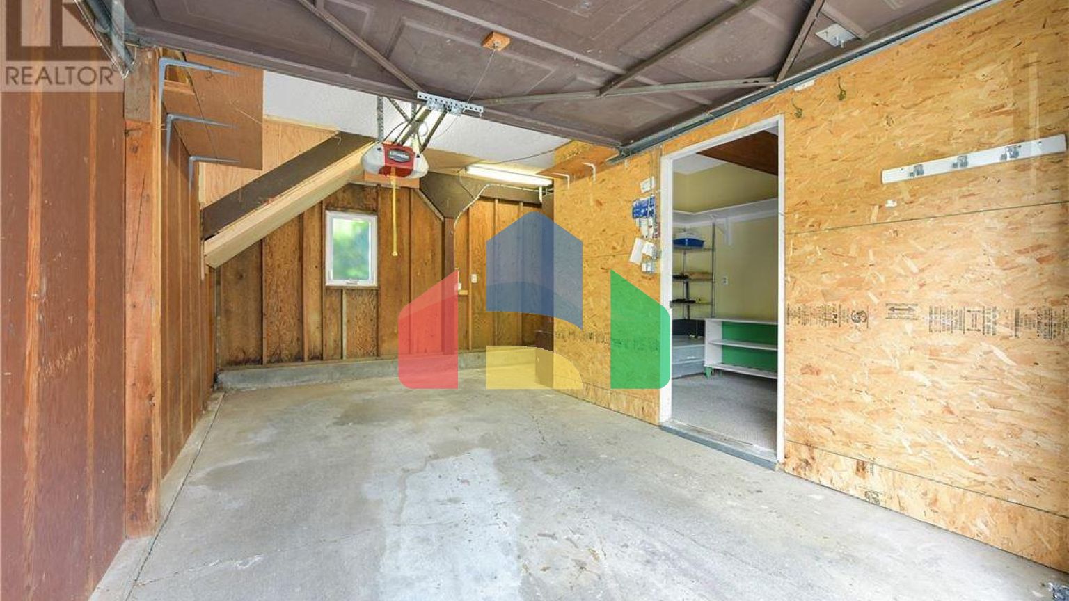 Residential - Townhouse - Victoria, Canada - Canada