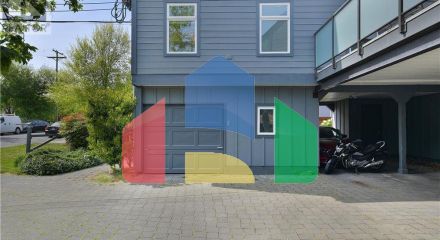 Residential - Townhouse - Victoria, Canada - Canada