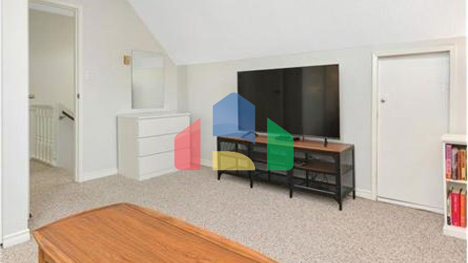 Residential - Townhouse - Victoria, Canada - Canada