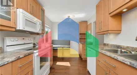 Residential - Townhouse - Victoria, Canada - Canada