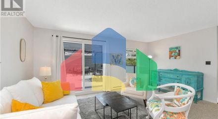 Residential - Townhouse - Victoria, Canada - Canada