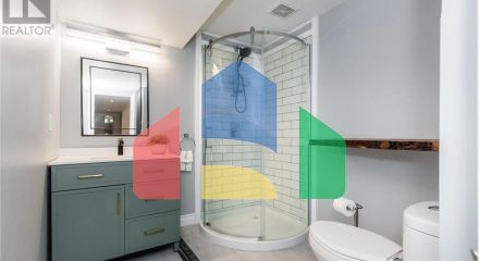 Residential - Single Family Home - Wasaga Beach, Canada - Canada