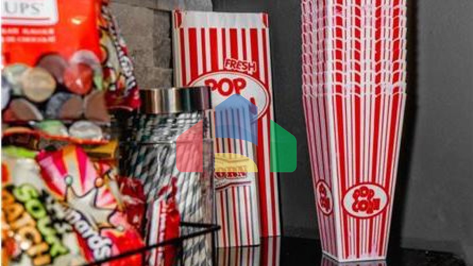 Residential - Single Family Home - Wasaga Beach, Canada - Canada