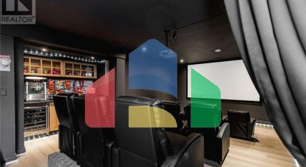 Residential - Single Family Home - Wasaga Beach, Canada - Canada