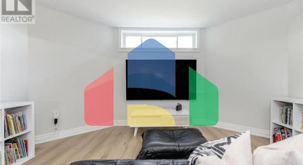 Residential - Single Family Home - Wasaga Beach, Canada - Canada