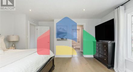 Residential - Single Family Home - Wasaga Beach, Canada - Canada