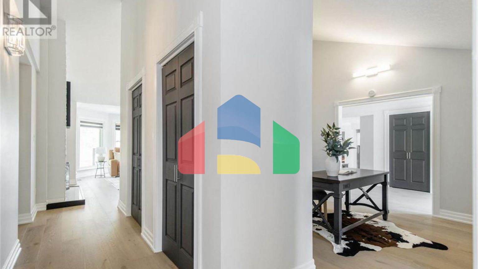 Residential - Single Family Home - Wasaga Beach, Canada - Canada