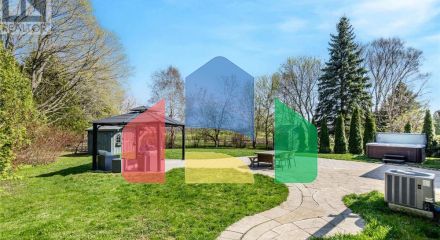 Residential - Single Family Home - Wasaga Beach, Canada - Canada