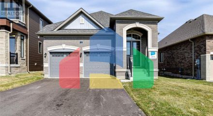 Residential - Single Family Home - Wasaga Beach, Canada - Canada