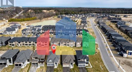 Residential - Single Family Home - Wasaga Beach, Canada - Canada