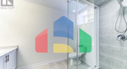 Residential - Single Family Home - Wasaga Beach, Canada - Canada