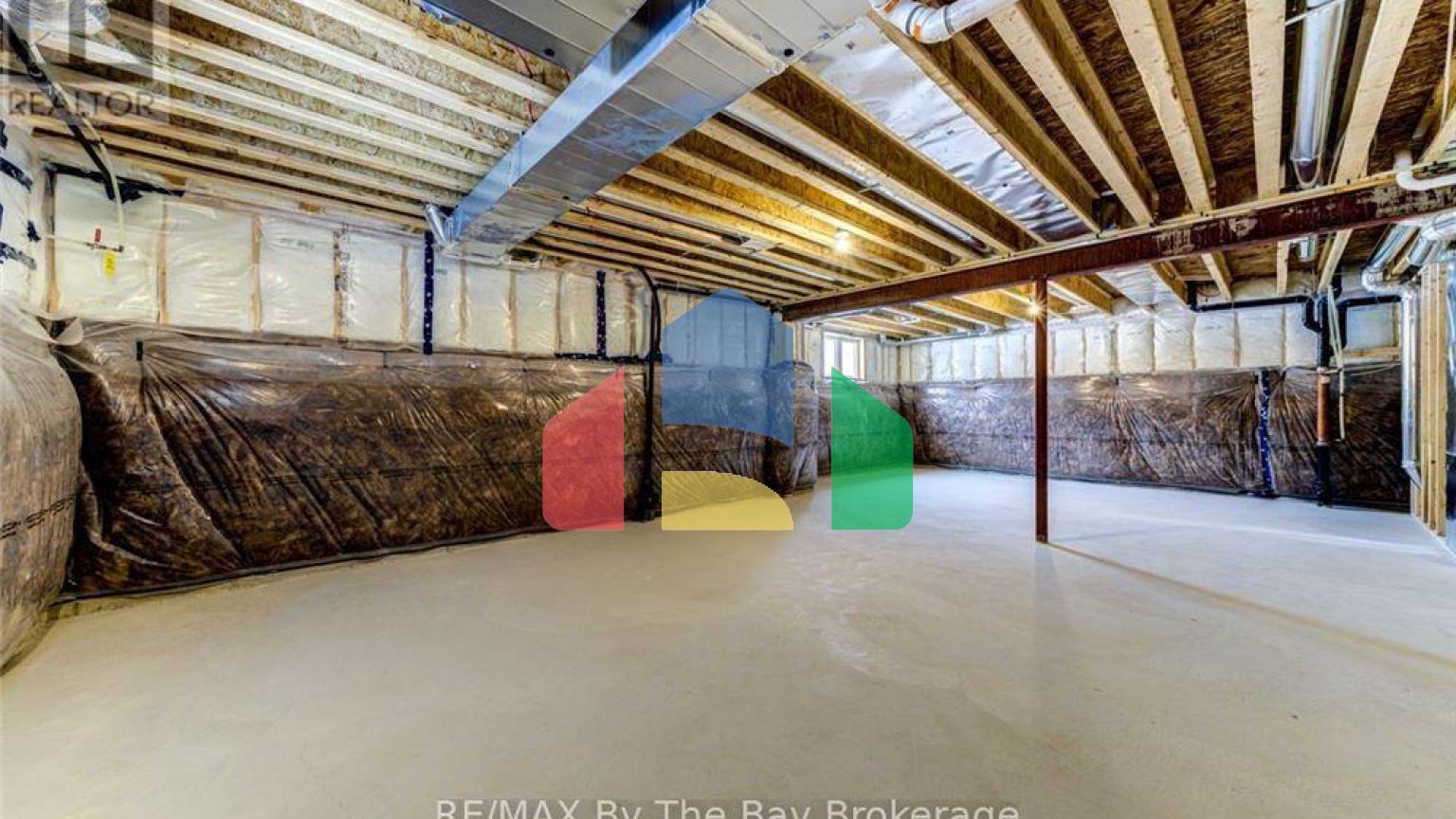 Residential - Single Family Home - Wasaga Beach, Canada - Canada