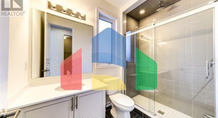 Residential - Single Family Home - Wasaga Beach, Canada - Canada