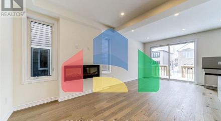 Residential - Single Family Home - Wasaga Beach, Canada - Canada