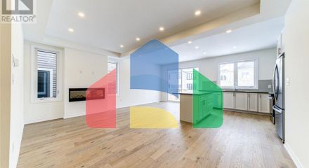 Residential - Single Family Home - Wasaga Beach, Canada - Canada