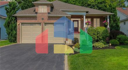 Residential - Single Family Home - Wasaga Beach, Canada - Canada