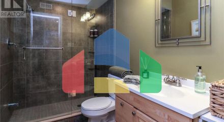 Residential - Single Family Home - Wasaga Beach, Canada - Canada