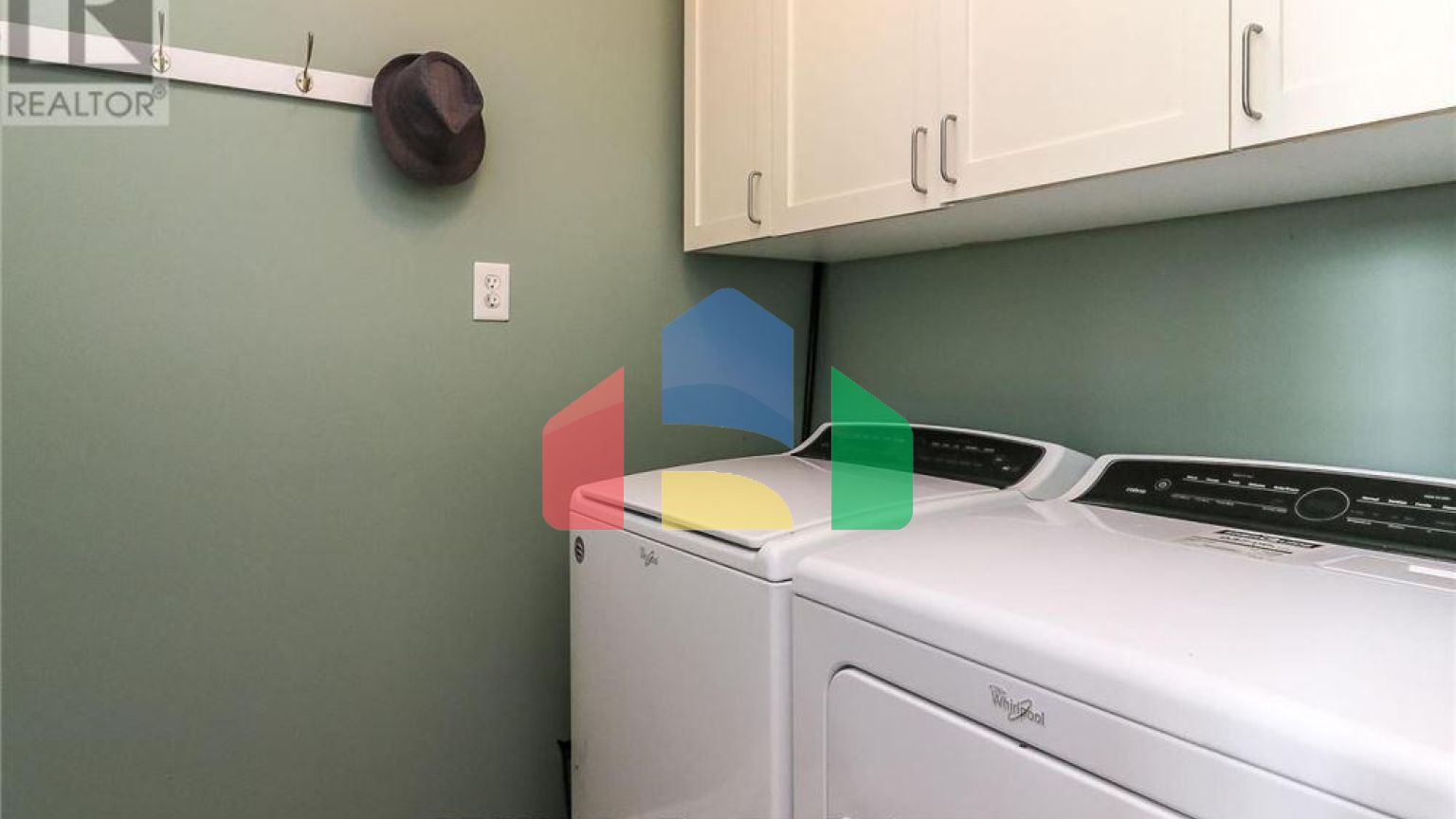 Residential - Single Family Home - Wasaga Beach, Canada - Canada