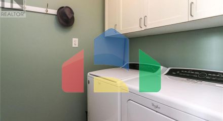 Residential - Single Family Home - Wasaga Beach, Canada - Canada