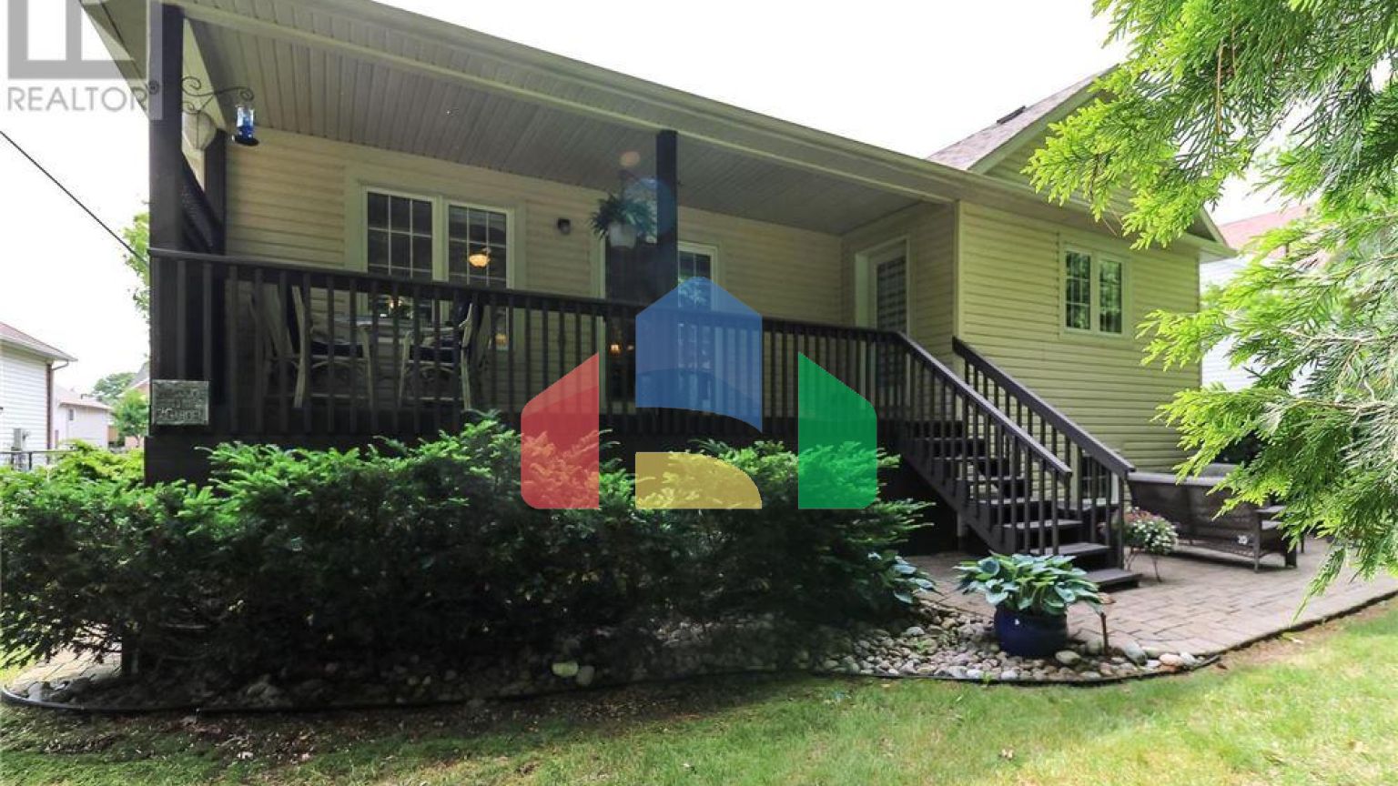 Residential - Single Family Home - Wasaga Beach, Canada - Canada