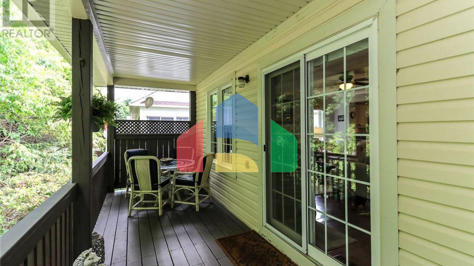 Residential - Single Family Home - Wasaga Beach, Canada - Canada