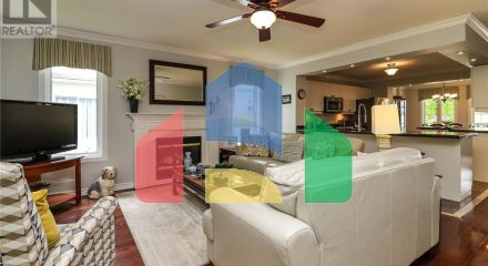 Residential - Single Family Home - Wasaga Beach, Canada - Canada