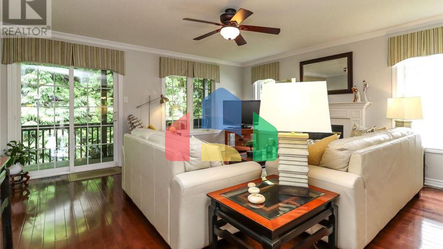 Residential - Single Family Home - Wasaga Beach, Canada - Canada