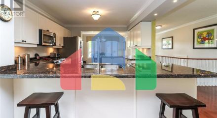 Residential - Single Family Home - Wasaga Beach, Canada - Canada