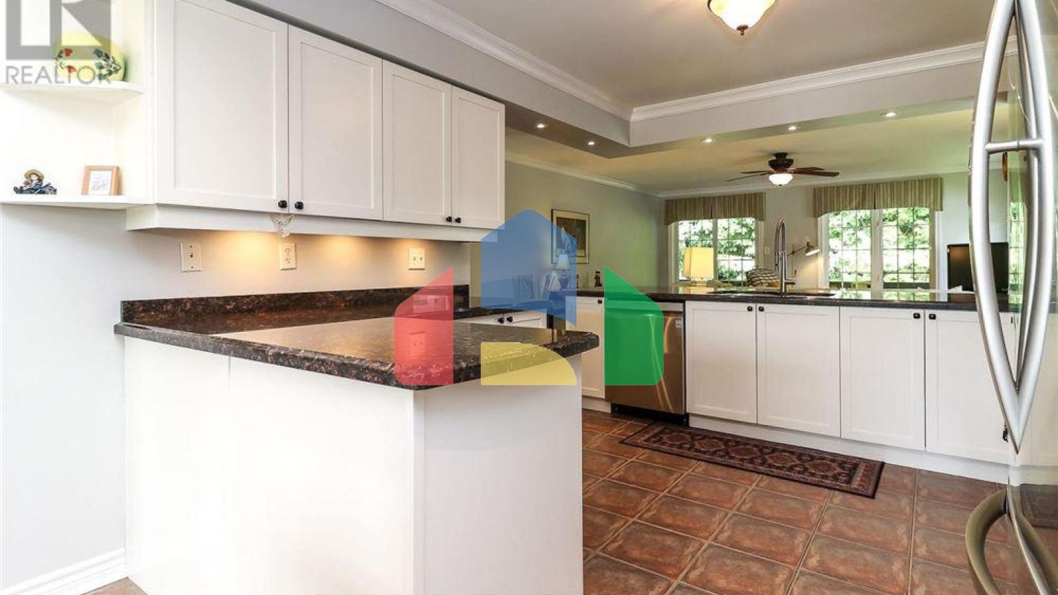 Residential - Single Family Home - Wasaga Beach, Canada - Canada