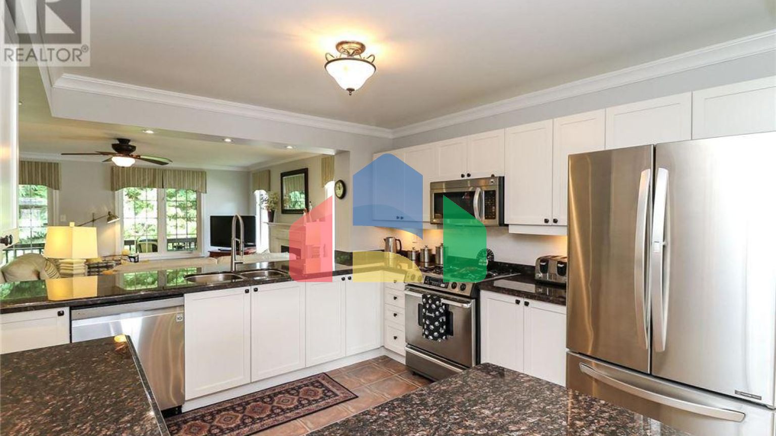 Residential - Single Family Home - Wasaga Beach, Canada - Canada