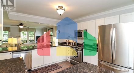 Residential - Single Family Home - Wasaga Beach, Canada - Canada