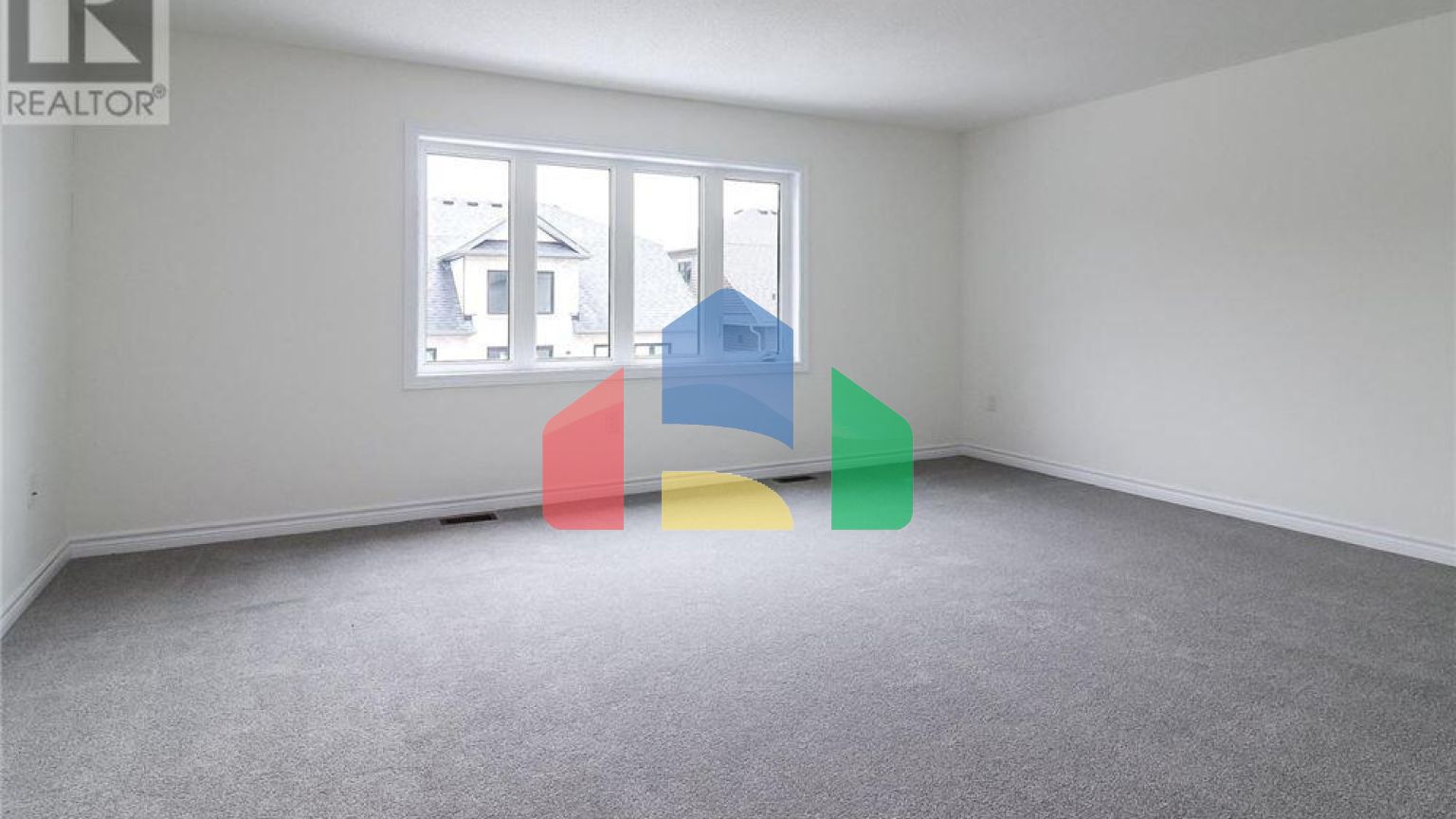 Residential - Single Family Home - Wasaga Beach, Canada - Canada