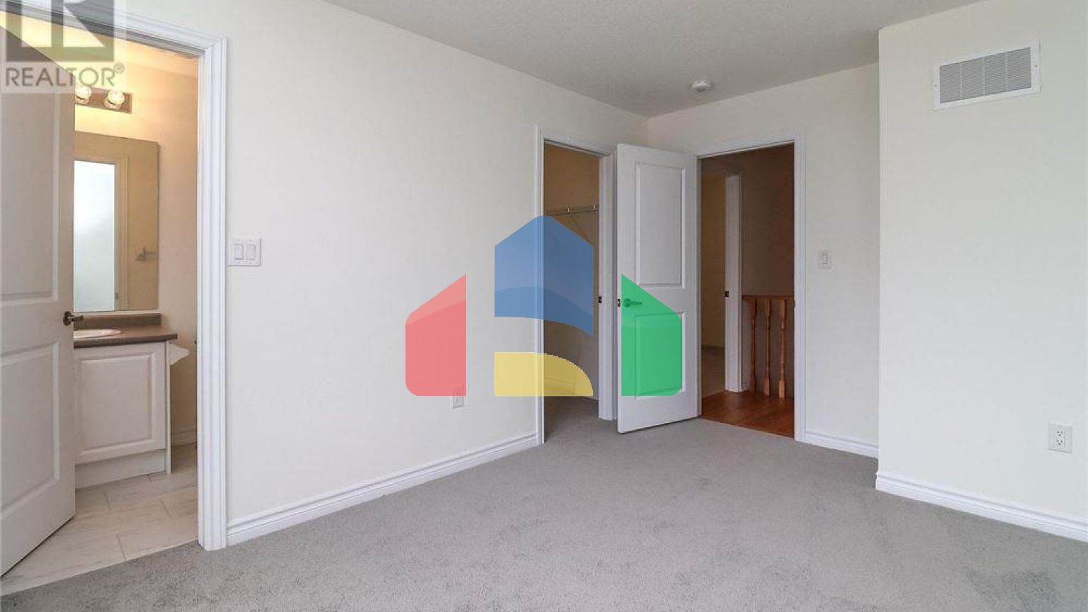 Residential - Single Family Home - Wasaga Beach, Canada - Canada