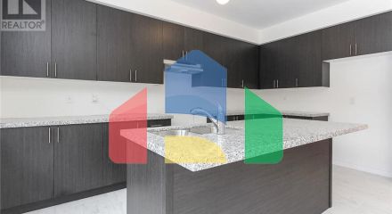 Residential - Single Family Home - Wasaga Beach, Canada - Canada