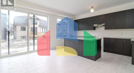 Residential - Single Family Home - Wasaga Beach, Canada - Canada