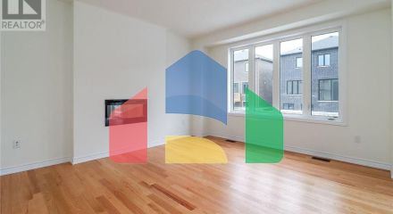 Residential - Single Family Home - Wasaga Beach, Canada - Canada