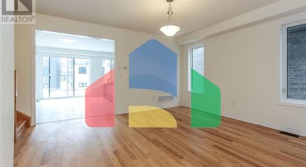 Residential - Single Family Home - Wasaga Beach, Canada - Canada