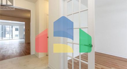 Residential - Single Family Home - Wasaga Beach, Canada - Canada