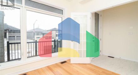 Residential - Single Family Home - Wasaga Beach, Canada - Canada