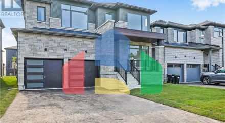 Residential - Single Family Home - Wasaga Beach, Canada - Canada