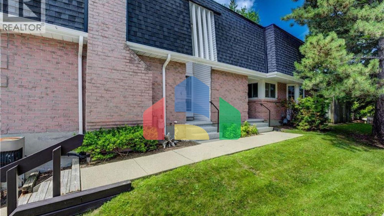 Residential - Condo/Apartment - Waterloo, Canada - Canada