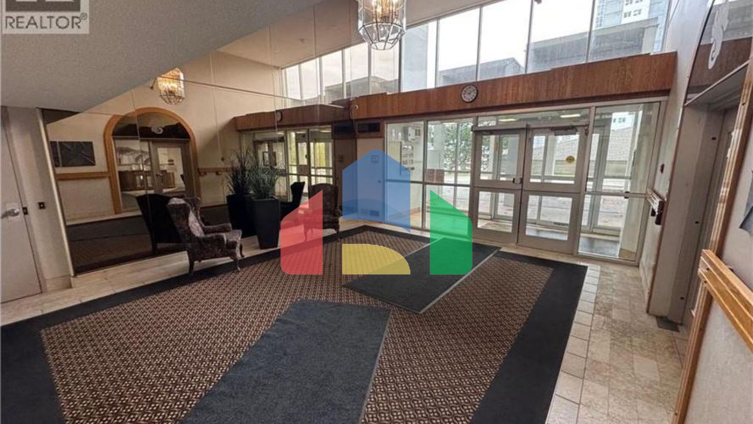 Residential - Single Family Home - Waterloo, Canada - Canada