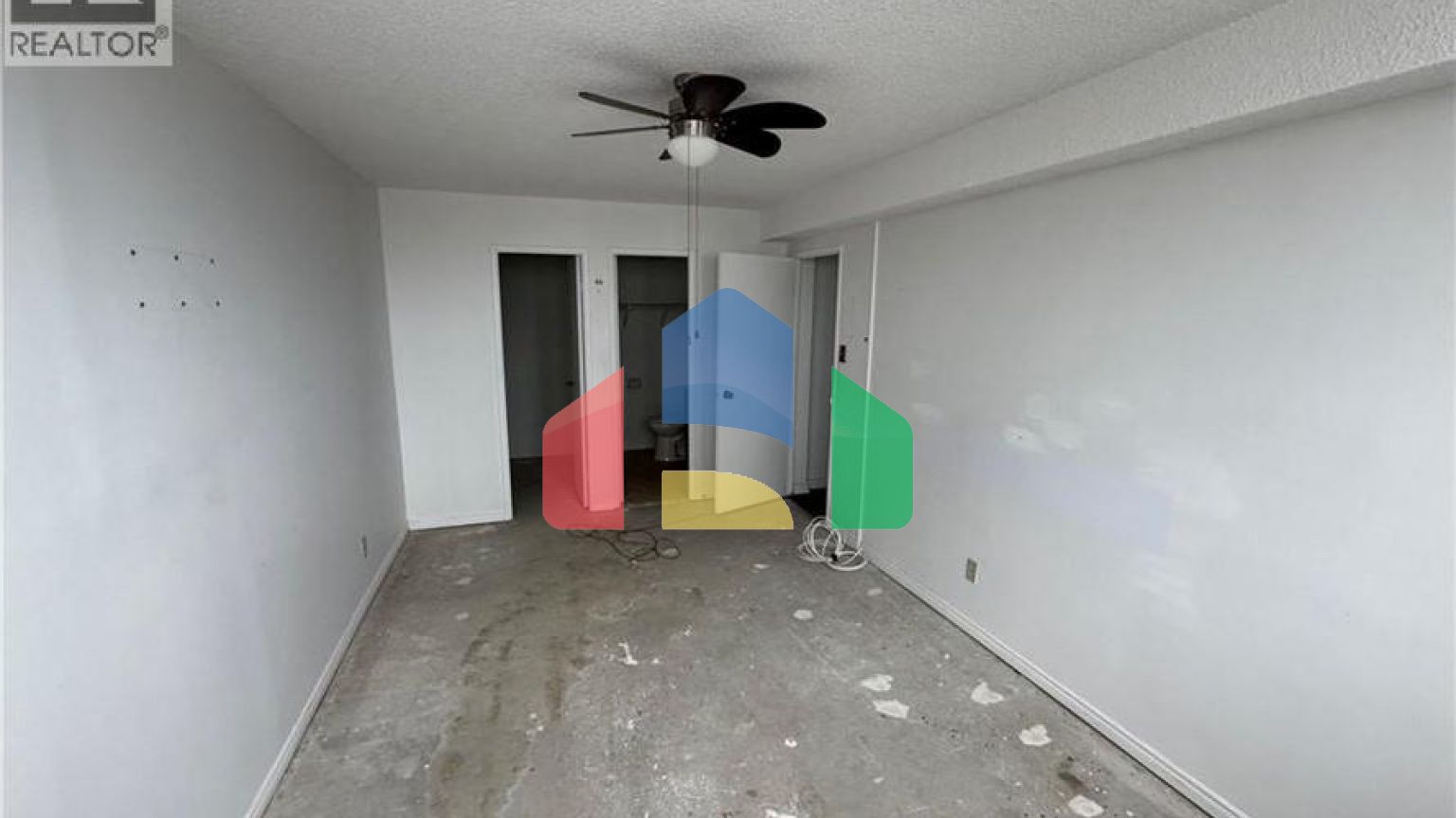 Residential - Single Family Home - Waterloo, Canada - Canada